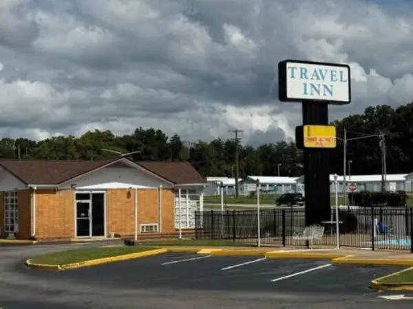 Travel INN Danville 8